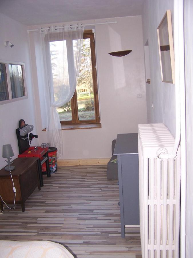 Gite En Forterre Druyes-les-Belles-Fontaines ภายนอก รูปภาพ